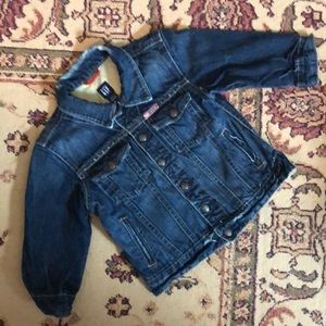 BABY GAP size 4T Distressed Denim Snap Jacket Jean Jacket Timeless classic